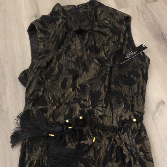 Tahari black and gold jumpsuit NWT - Size 16 - Picture 5 of 8